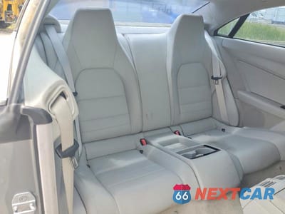 Zdjęcie 10 z 12 samochodu: 2010 MERCEDES-BENZ E 350 VIN:WDDKJ5GB2AF051207 - miniatura