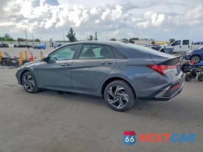 Drugie zdjęcie samochodu z przodu: 2025 HYUNDAI ELANTRA HYBRID SEL SPORT VIN:KMHLM4DJ5SU126180 - miniatura