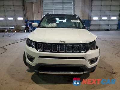 Piąte zdjęcie samochodu w środku: 2020 JEEP COMPASS LIMITED VIN:3C4NJDCB1LT164744 - miniatura