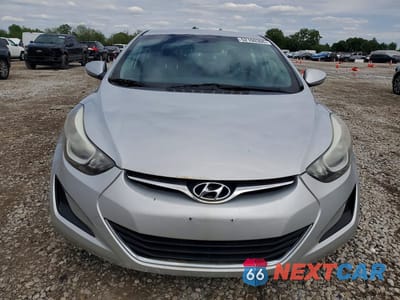 Piąte zdjęcie samochodu w środku: 2015 HYUNDAI ELANTRA SE VIN:KMHDH4AE4FU352829 - miniatura