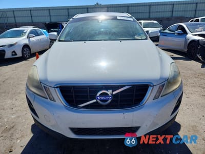 Piąte zdjęcie samochodu w środku: 2010 VOLVO XC60 T6 VIN:YV4992DZ2A2019038 - miniatura