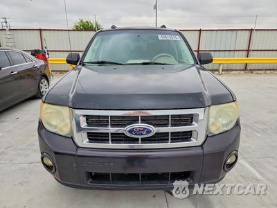 Piąte zdjęcie samochodu w środku: 2011 FORD ESCAPE XLT VIN:1FMCU0DG0BKA41823 - miniatura