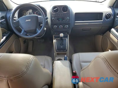 Zdjęcie 8 z 13 samochodu: 2010 JEEP PATRIOT LIMITED VIN:1J4NT4GBXAD501395 - miniatura