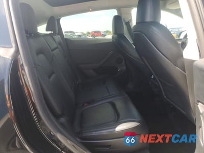 Zdjęcie 10 z 13 samochodu: 2023 TESLA MODEL Y VIN:7SAYGAEE3PF770202 - miniatura