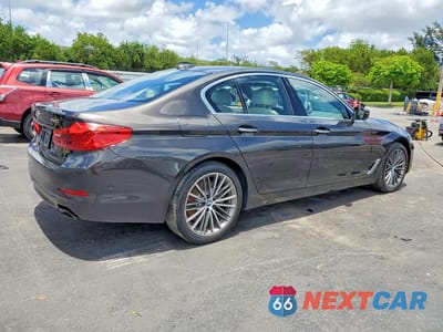 Trzecie zdjęcie samochodu z tyłu: 2018 BMW 540 XI VIN:WBAJE7C54JWC56565 - miniatura