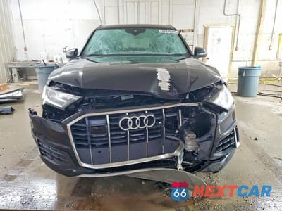 Piąte zdjęcie samochodu w środku: 2021 AUDI Q7 PREMIUM PLUS VIN:WA1LXAF74MD023065 - miniatura