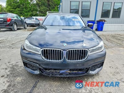Piąte zdjęcie samochodu w środku: 2018 BMW 750 XI VIN:WBA7B0C55JG527229 - miniatura