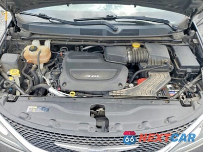Zdjęcie 12 z 13 samochodu: 2017 CHRYSLER PACIFICA TOURING L VIN:2C4RC1BG4HR654483 - miniatura