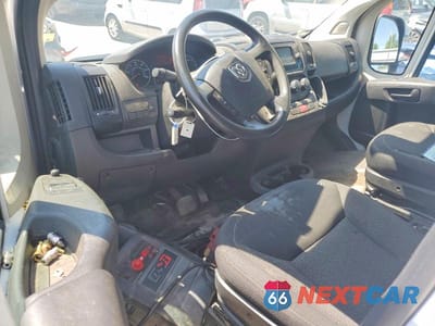 Zdjęcie 8 z 12 samochodu: 2018 RAM PROMASTER 2500 2500 HIGH VIN:3C6TRVDG6JE152906 - miniatura