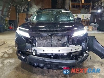 Piąte zdjęcie samochodu w środku: 2020 HONDA PASSPORT ELITE VIN:5FNYF8H0XLB010822 - miniatura