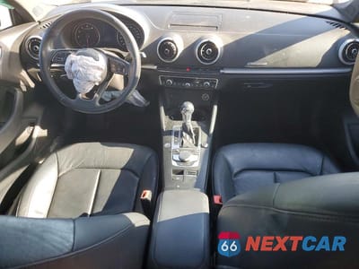 Zdjęcie 8 z 13 samochodu: 2018 AUDI A3 PREMIUM VIN:WAUAUGFFXJ1041516 - miniatura