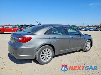 Trzecie zdjęcie samochodu z tyłu: 2013 CHRYSLER 200 LIMITED VIN:1C3CCBCG3DN760879 - miniatura