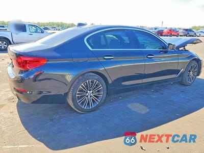 Trzecie zdjęcie samochodu z tyłu: 2018 BMW 530 XI VIN:WBAJA7C56JWC77056 - miniatura