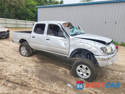 Czwarte zdjęcie samochodu z boku: 2002 TOYOTA TACOMA DOUBLE CAB PRERUNNER VIN:5TEGN92N32Z056837 - miniatura