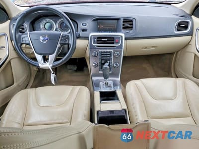 Zdjęcie 8 z 12 samochodu: 2012 VOLVO S60 T5 VIN:YV1622FS8C2039527 - miniatura