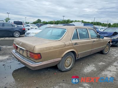 Trzecie zdjęcie samochodu z tyłu: 1983 MERCEDES-BENZ 380 SEL VIN:WDBCA33A7DB044151 - miniatura