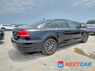 Trzecie zdjęcie samochodu z tyłu: 2012 VOLKSWAGEN PASSAT S VIN:1VWAP7A34CC026442 - miniatura