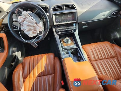 Zdjęcie 8 z 14 samochodu: 2020 JAGUAR F-PACE PORTFOLIO VIN:SADCN2GX8LA624581 - miniatura