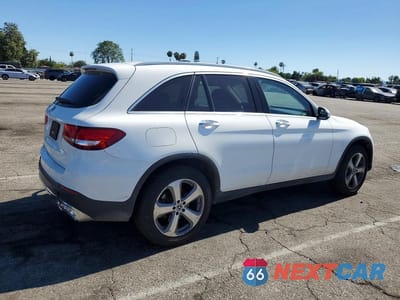Trzecie zdjęcie samochodu z tyłu: 2019 MERCEDES-BENZ GLC 300 VIN:WDC0G4JB1KF590495 - miniatura