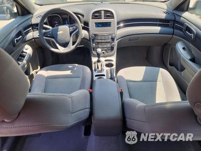 Zdjęcie 8 z 12 samochodu: 2015 CHEVROLET MALIBU LS VIN:1G11B5SLXFF191539 - miniatura
