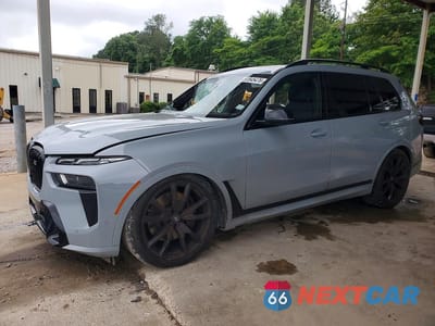 2024 BMW X7 M60I 5UX33EM03R9T73102 - główne zdjęcie licytacji z USA - miniatura