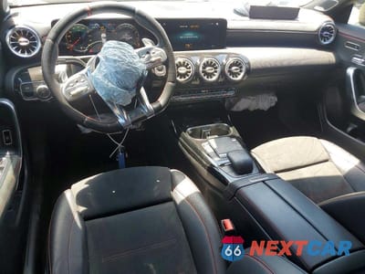 Zdjęcie 8 z 12 samochodu: 2021 MERCEDES-BENZ CLA AMG 35 4MATIC VIN:W1K5J5BB8MN183287 - miniatura