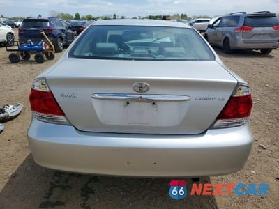 Zdjęcie 6 z 13 samochodu: 2005 TOYOTA CAMRY LE VIN:4T1BE32K75U521559 - miniatura