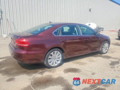 Trzecie zdjęcie samochodu z tyłu: 2013 VOLKSWAGEN PASSAT SE VIN:1VWBH7A31DC085791 - miniatura