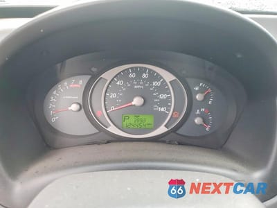 Zdjęcie 9 z 13 samochodu: 2005 HYUNDAI TUCSON VIN:KM8JN12DX5U200875 - miniatura