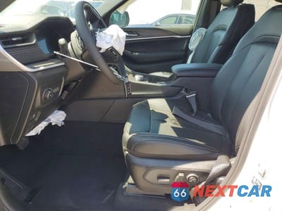 Zdjęcie 7 z 12 samochodu: 2026 JEEP GRAND CHEROKEE LIMITED VIN:1C4RJHBR2T8573762 - miniatura