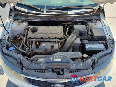 Zdjęcie 11 z 12 samochodu: 2011 KIA FORTE EX VIN:KNAFU4A29B5403841 - miniatura