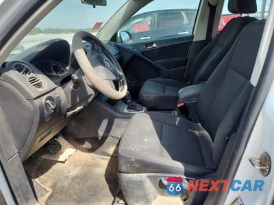 Zdjęcie 7 z 13 samochodu: 2015 VOLKSWAGEN TIGUAN S VIN:WVGBV7AX0FW512888 - miniatura