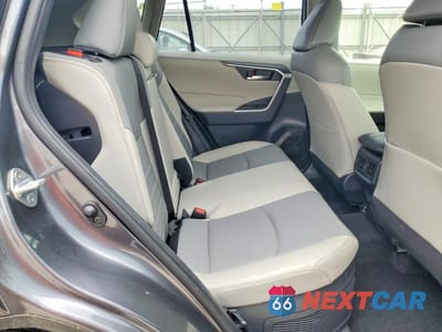 Zdjęcie 11 z 14 samochodu: 2023 TOYOTA RAV4 XLE PREMIUM VIN:JTMB6RFV0PD541678 - miniatura