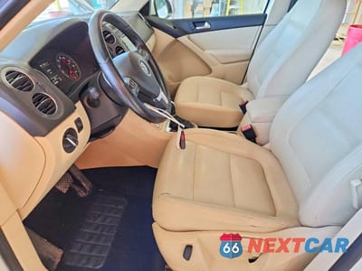 Zdjęcie 7 z 13 samochodu: 2014 VOLKSWAGEN TIGUAN S VIN:WVGBV3AXXEW542858 - miniatura