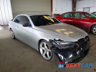 Czwarte zdjęcie samochodu z boku: 2009 BMW 335 I VIN:WBAWL73559P179025 - miniatura