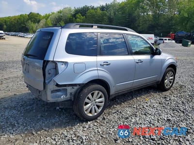Trzecie zdjęcie samochodu z tyłu: 2013 SUBARU FORESTER LIMITED VIN:JF2SHAECXDH420447 - miniatura