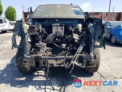 Piąte zdjęcie samochodu w środku: 2022 CHEVROLET SILVERADO K2500 HEAVY DUTY LTZ VIN:1GC4YPEY2NF360036 - miniatura