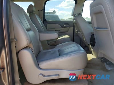 Zdjęcie 11 z 13 samochodu: 2008 CHEVROLET SUBURBAN C1500 LS VIN:3GNFC16068G136078 - miniatura