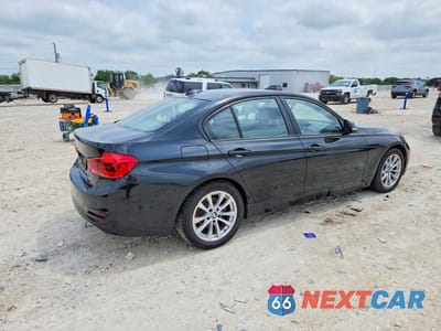 Trzecie zdjęcie samochodu z tyłu: 2018 BMW 320 I VIN:WBA8E1G59JNU90189 - miniatura