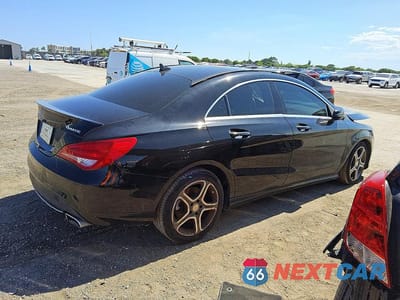 Trzecie zdjęcie samochodu z tyłu: 2014 MERCEDES-BENZ CLA 250 4MATIC VIN:WDDSJ4GB1EN100273 - miniatura
