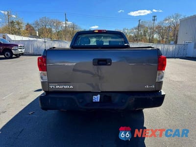 Zdjęcie 8 z 11 samochodu: 2013 TOYOTA TUNDRA DOUBLE CAB SR5 VIN:5TFUM5F17DX049342 - miniatura