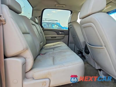 Zdjęcie 10 z 12 samochodu: 2008 CHEVROLET SILVERADO C2500 HEAVY DUTY VIN:1GCHC23K48F204070 - miniatura