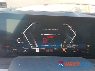 Zdjęcie 9 z 13 samochodu: 2024 BMW X7 XDRIVE40I VIN:5UX23EM09R9V13245 - miniatura