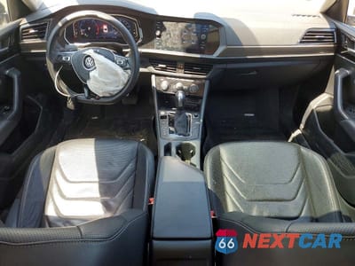 Zdjęcie 8 z 12 samochodu: 2021 VOLKSWAGEN JETTA SEL PREMIUM VIN:3VWG57BU5MM033827 - miniatura