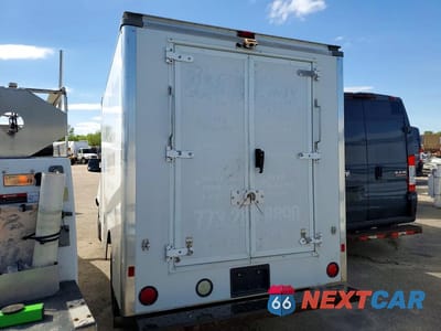 Drugie zdjęcie samochodu z przodu: 2014 CHEVROLET EXPRESS G3500 VIN:1GB0G2BG0E1200559 - miniatura