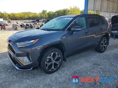 2024 TOYOTA RAV4 PRIME XSE JTMFB3FV8RD173375 - główne zdjęcie licytacji z USA - miniatura