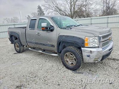 Czwarte zdjęcie samochodu z boku: 2008 CHEVROLET SILVERADO K2500 HEAVY DUTY VIN:1GCHK29K38E103537 - miniatura