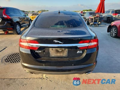 Zdjęcie 6 z 12 samochodu: 2013 JAGUAR XF VIN:SAJWJ0EF4D8S92278 - miniatura