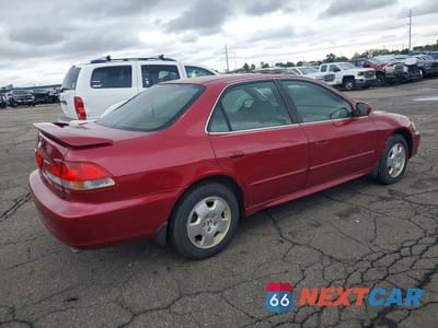 Trzecie zdjęcie samochodu z tyłu: 2001 HONDA ACCORD EX VIN:1HGCG16561A081861 - miniatura