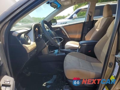 Zdjęcie 7 z 13 samochodu: 2015 TOYOTA RAV4 VIN:2T3WFREV4FW178404 - miniatura